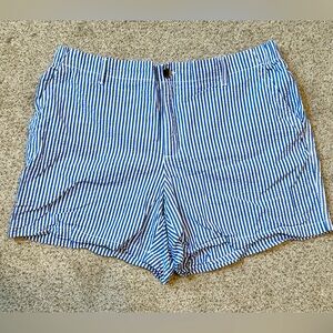 Seersucker Striped Elastic Shorts